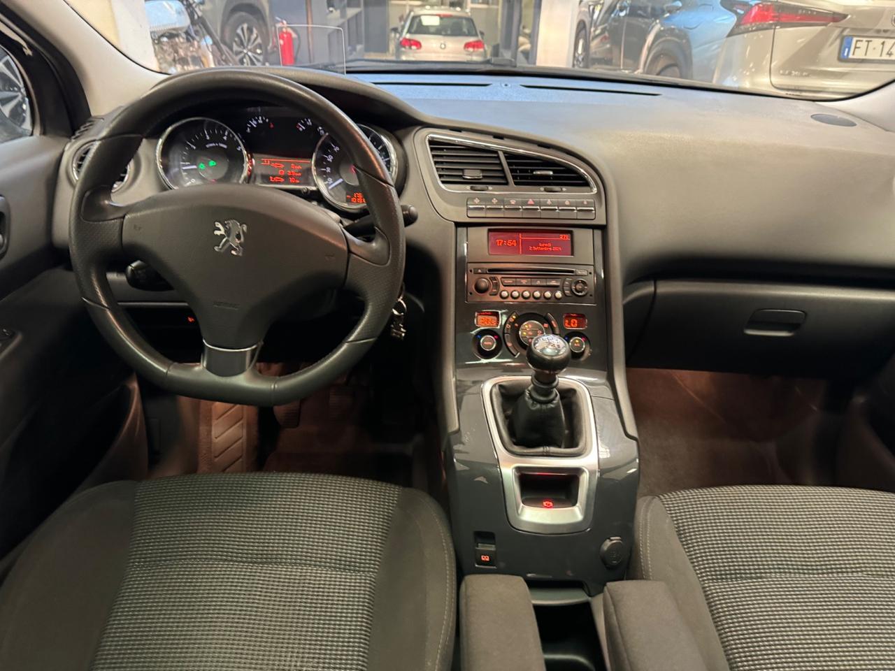 Peugeot 5008 1.6 VTi 120CV Premium