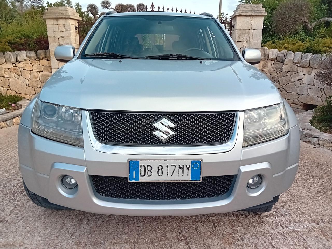 Suzuki Grand Vitara 2.0 turbodiesel 16V cat S.W. Autocarro