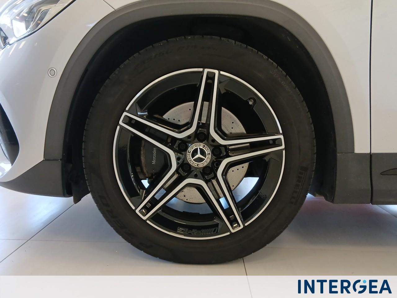 Mercedes-Benz GLA 220 d Premium 4matic auto