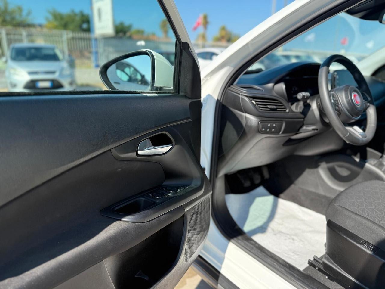 FIAT TIPO CROSS 1.3 MJT - AZIENDALE - 36000 KM