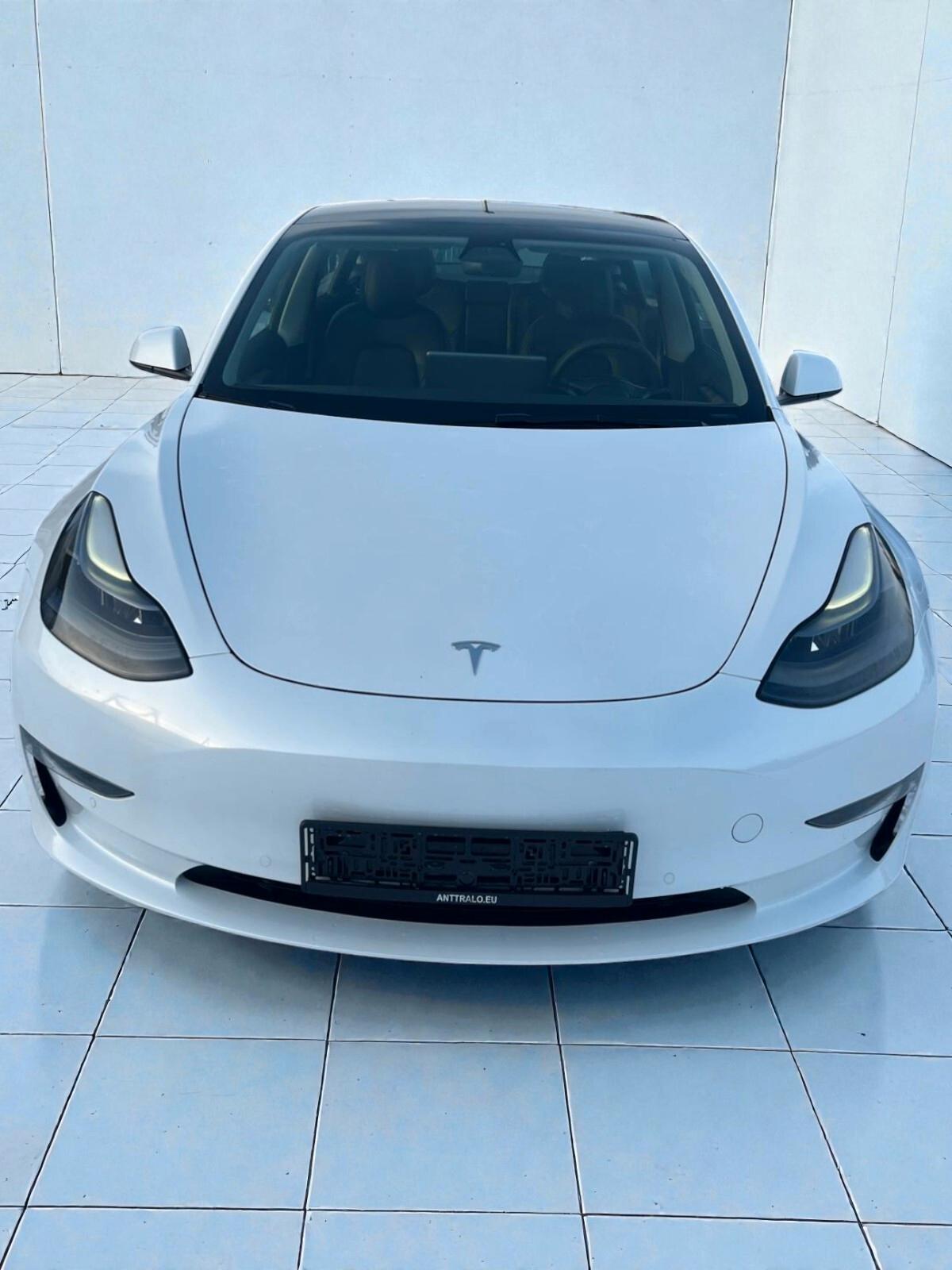 Tesla Model 3 Long Range Dual Motor AWD