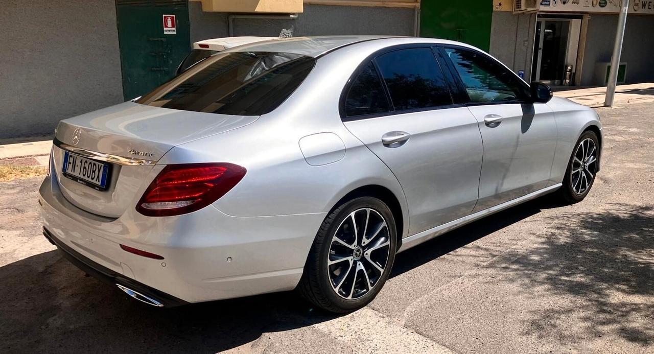 Mercedes-benz E 220 d 4Matic Auto Business Sport
