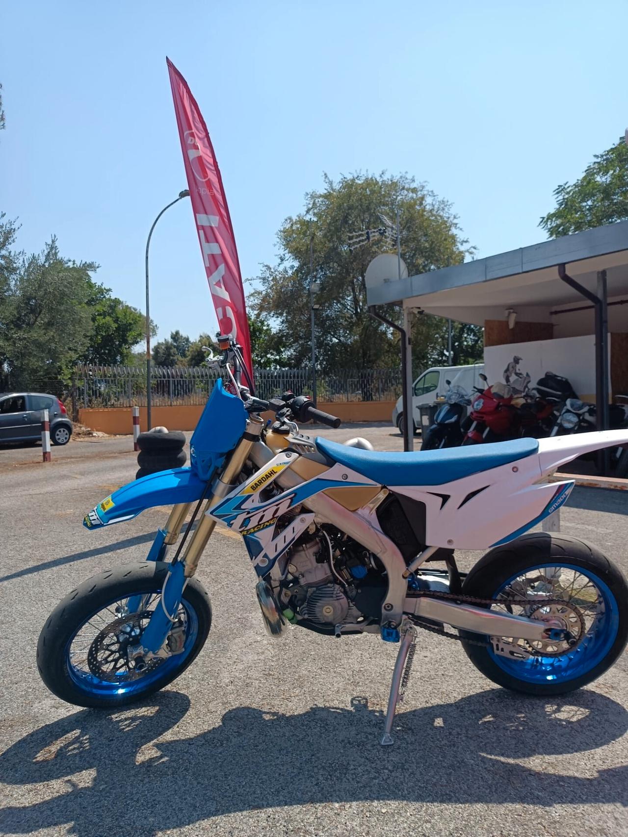 Tm SMR 300 ES Fi 2T