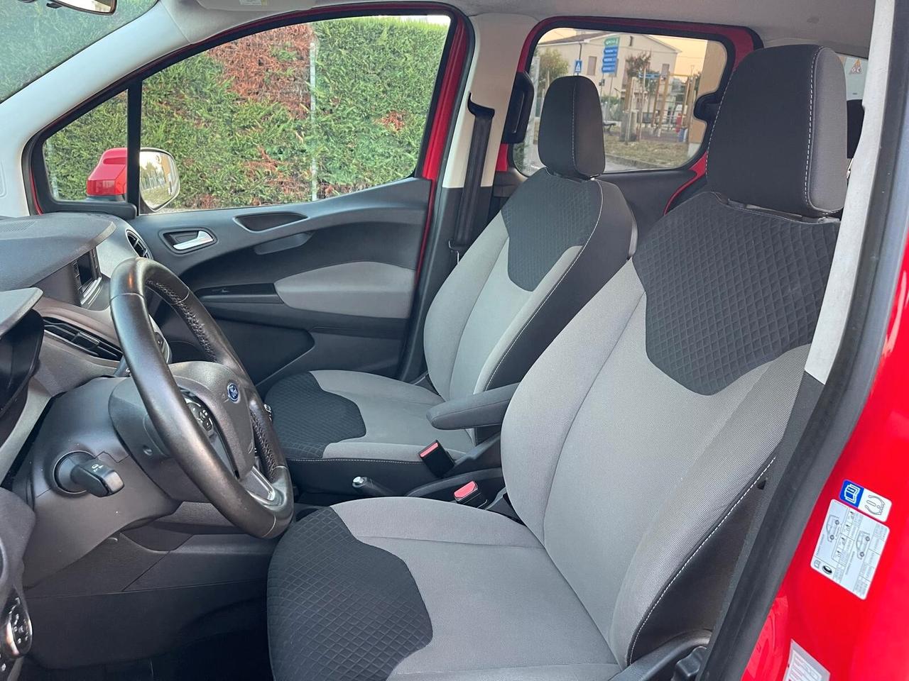 Ford Tourneo Courier 1.0 EcoBoost 100 CV Sport