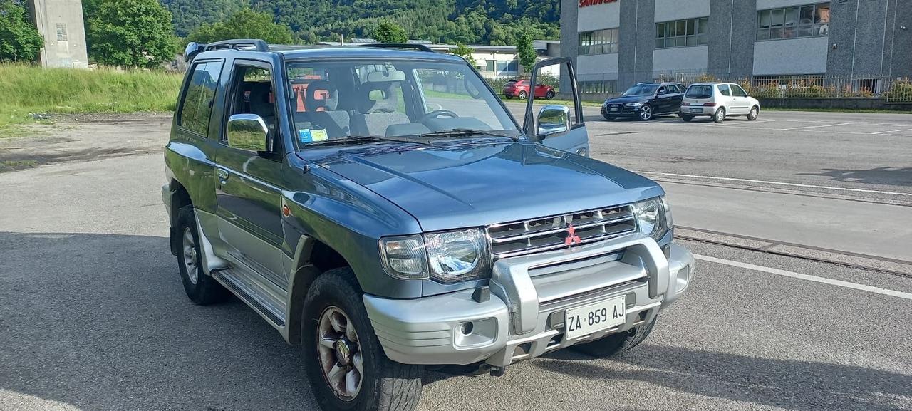 Mitsubishi Pajero 2.5 TDI Metal-top SS GLS Exec.