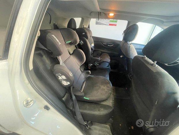 NISSAN X-Trail 3 serie X-Trail dCi 150 2WD N-...