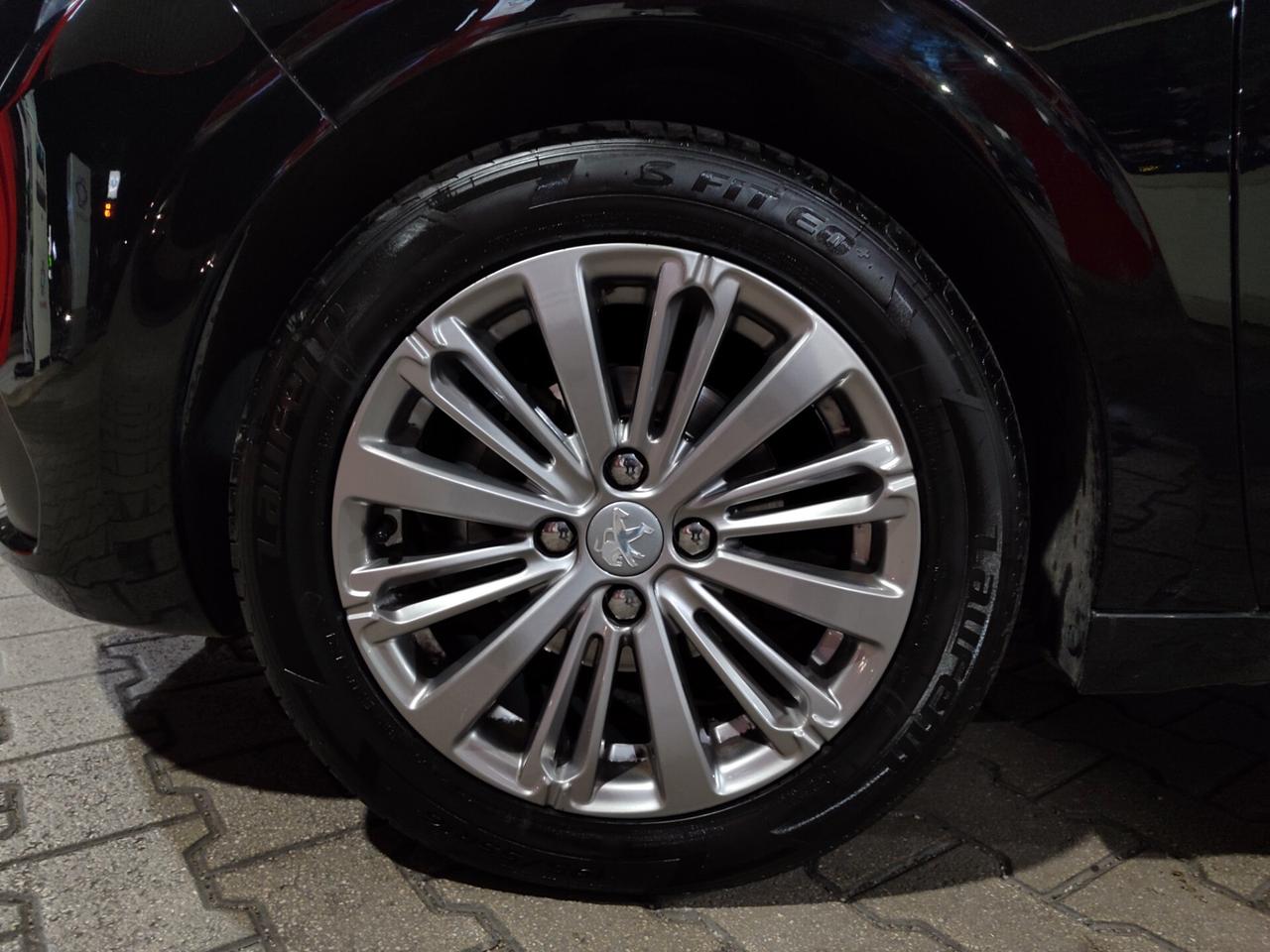 Peugeot 208 anno 2019 OK NEOP promo