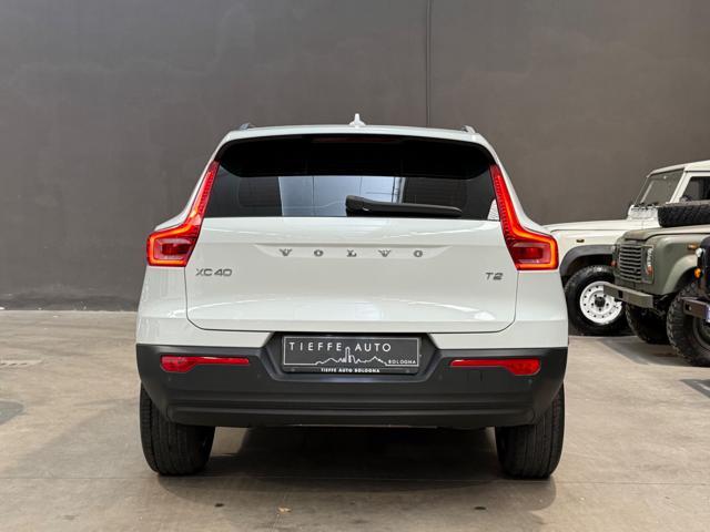 VOLVO XC40 T2 Geartronic Momentum *OK NEOPATENTATI / IVA*