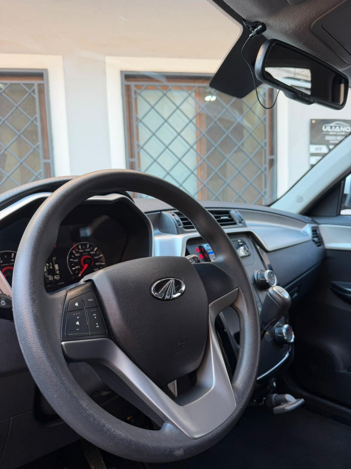 Mahindra KUV100 1.2 VVT K6+ 87cv