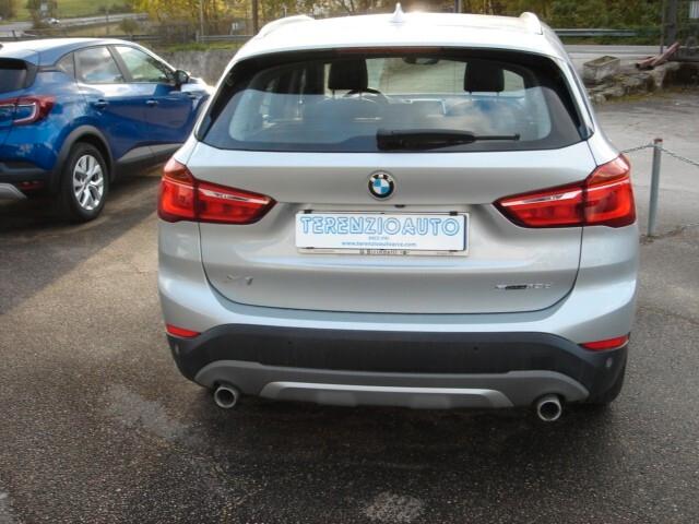 Bmw X1 sDrive18d xLine