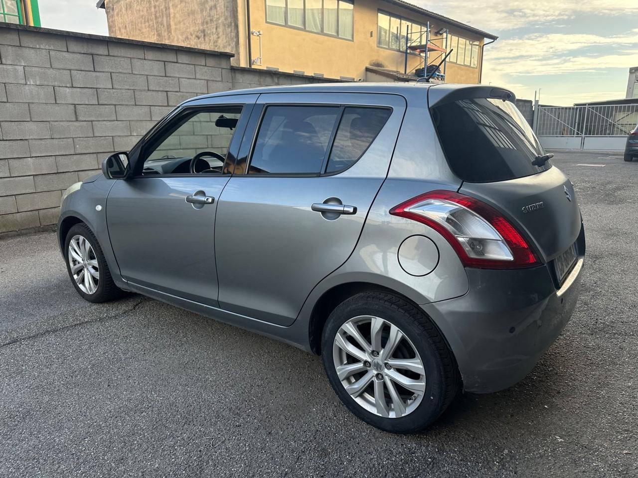 SUZUKI SWIFT BENZINA CAMBIO AUTOMATICO, NEOPATENTATI