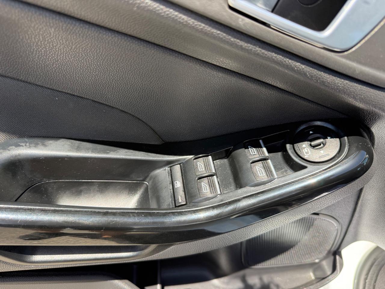 Ford Fiesta 1.4 GPL Titanium