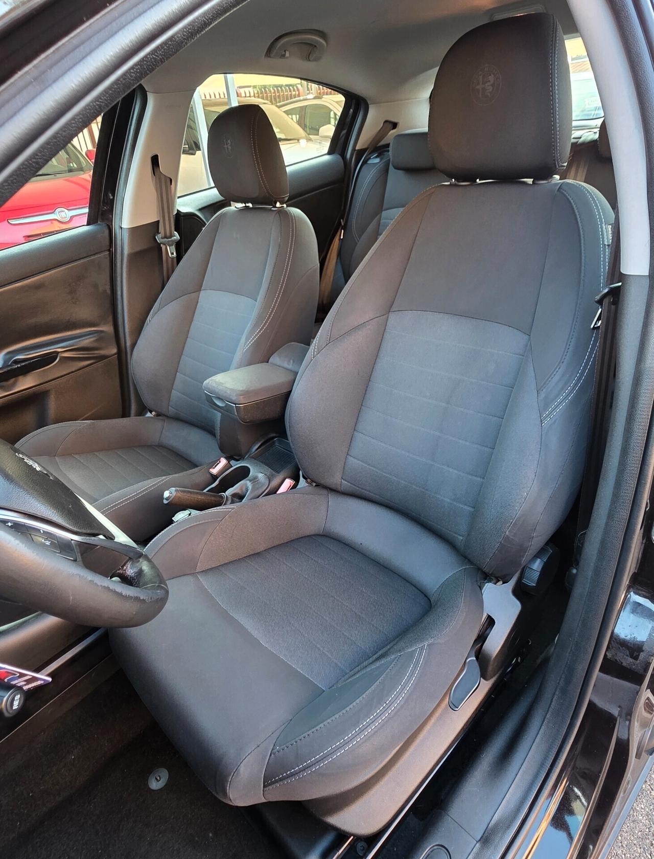 Alfa Romeo Giulietta 1.6 JTDm-2 120 CV Distinctive