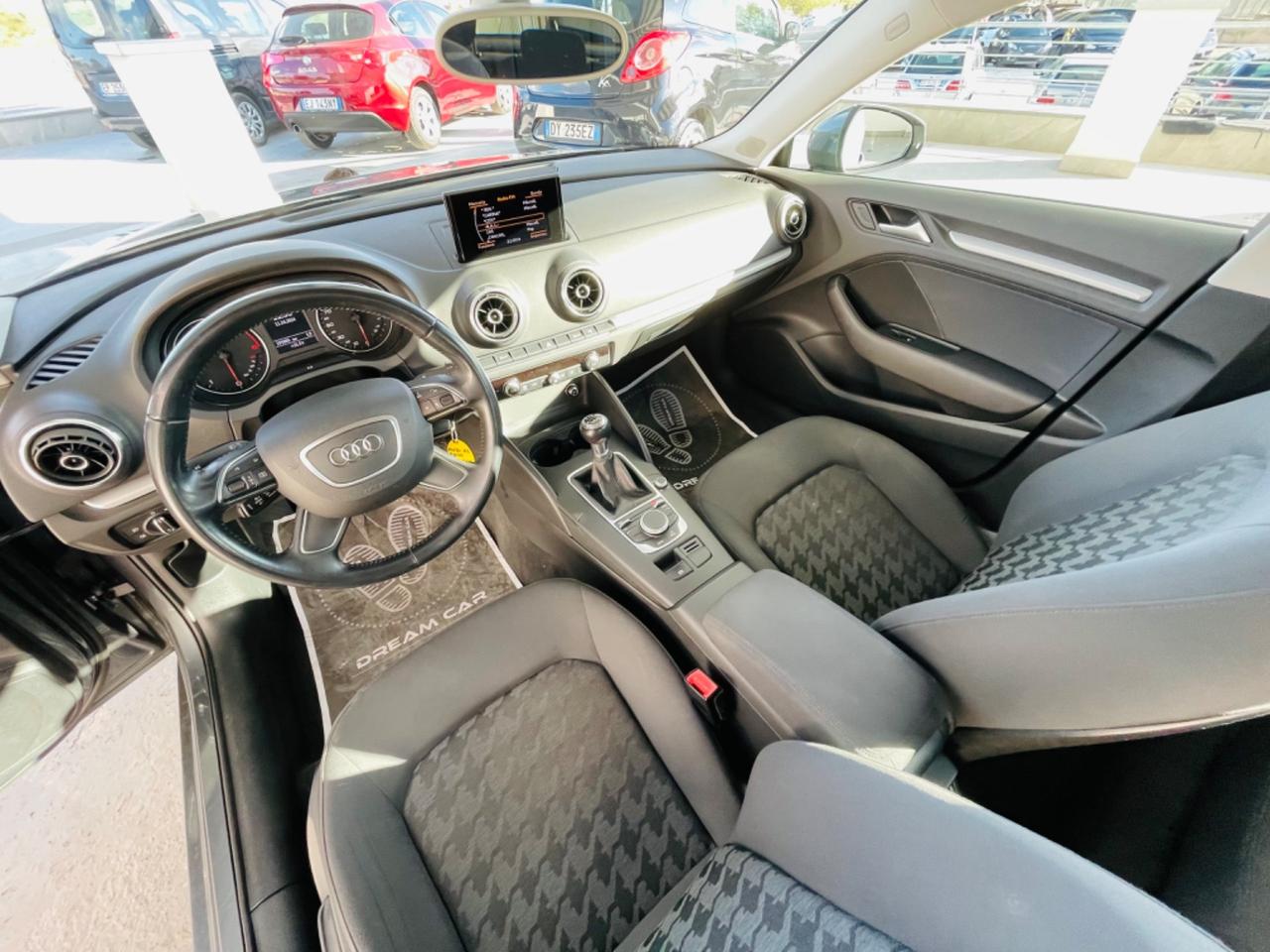 Audi A3 Sedan 1.6 TDI ultra Attraction