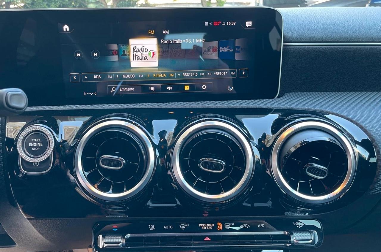 Mercedes-benz A 180 AMG Premium 2019