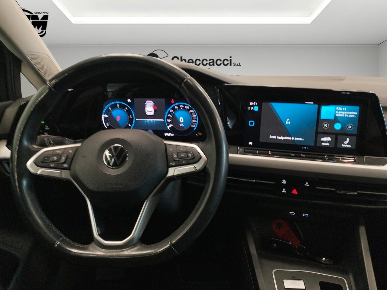 Volkswagen Golf VIII 2020 2.0 tdi Life 115cv dsg