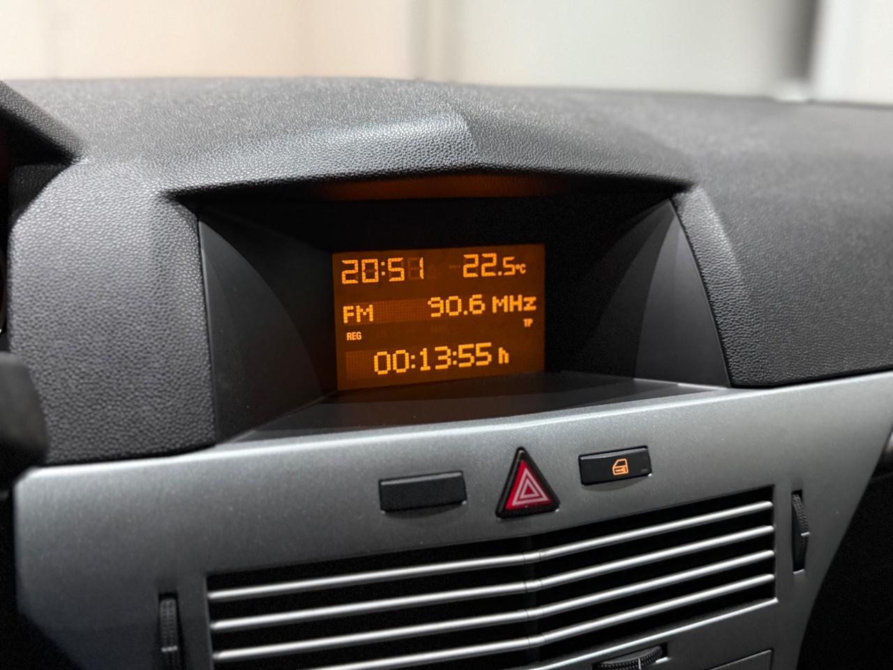 Opel Astra 1.7 CDTI 110CV/Kw81 Per Neopatentati