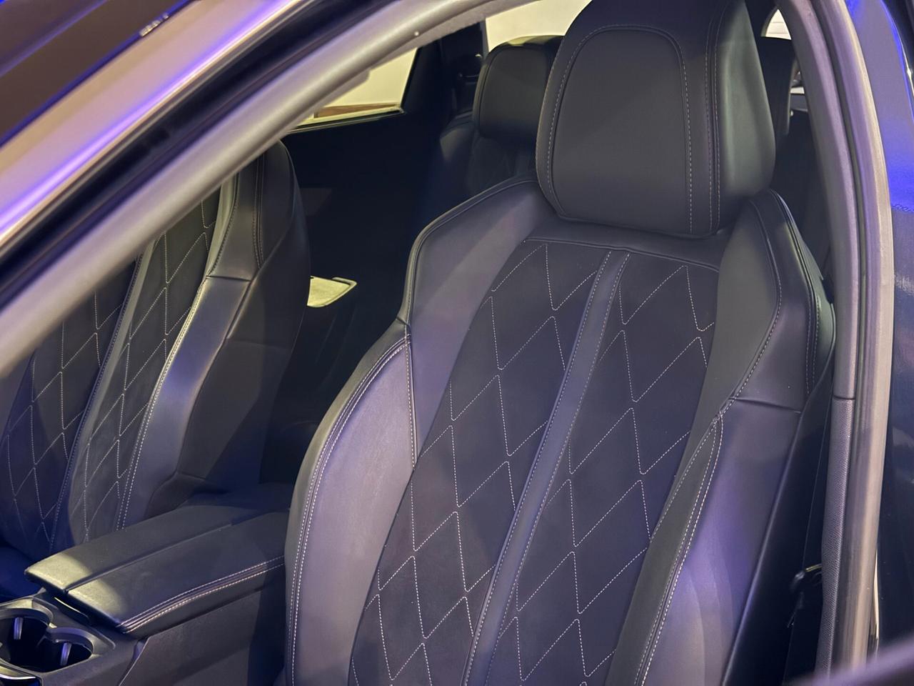 Peugeot 5008 BlueHDi 180 S&S EAT8 GT/Tetto