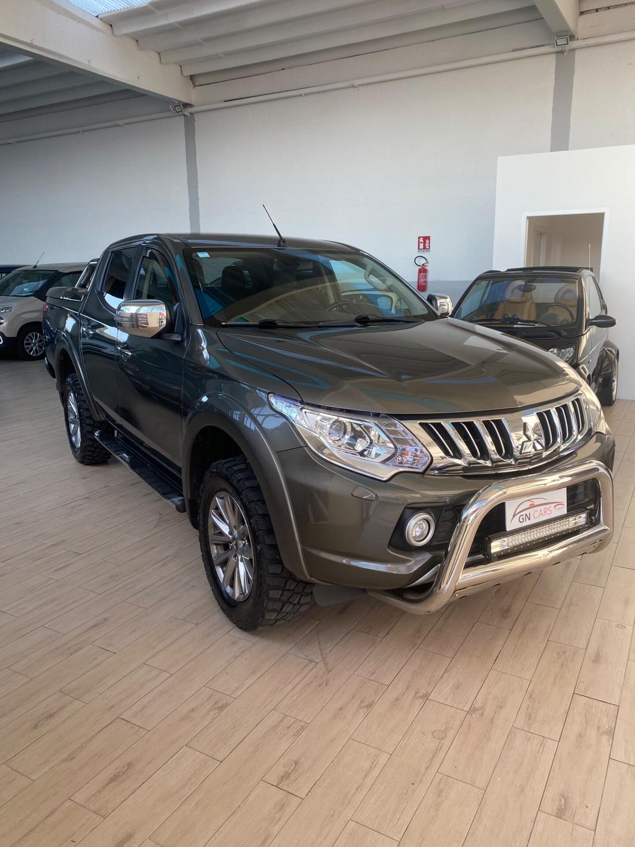 Mitsubishi L200 Doppia cabina 2.4 DI-D 4WD Intense