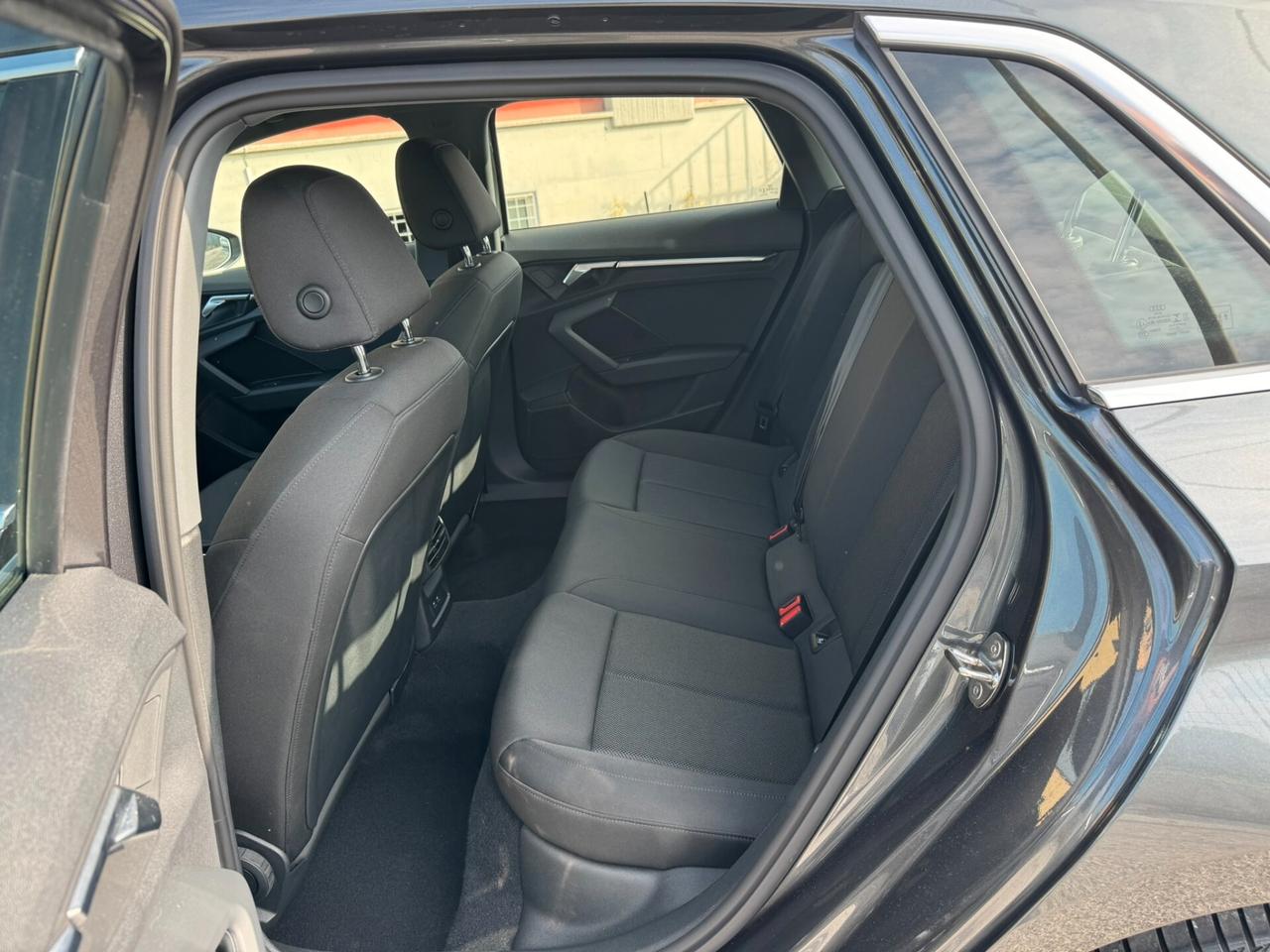 A3 SPB 1.5 G-Tron S-tronic S-Line Fari Full Led