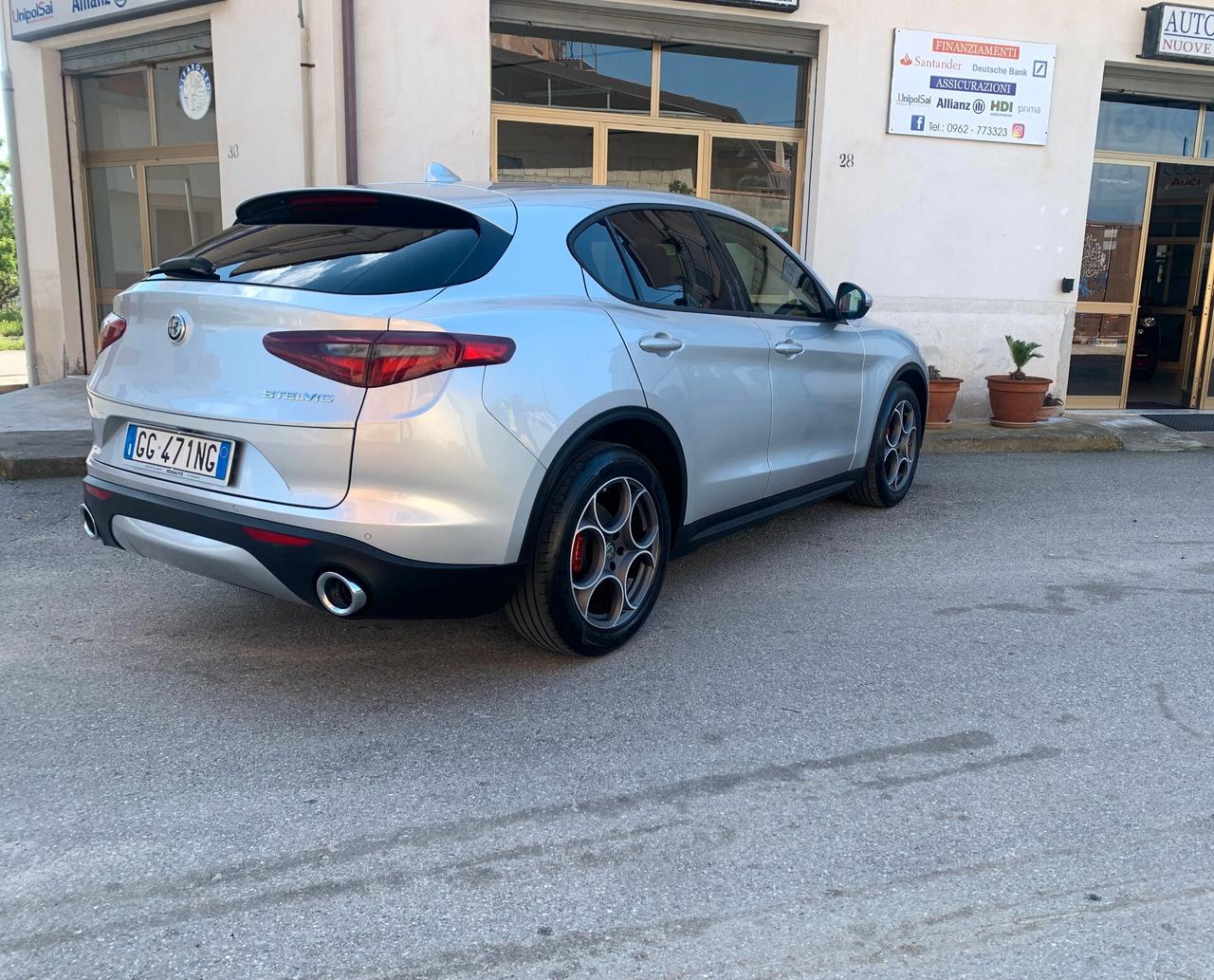 Alfa Romeo Stelvio 2.2 Turbodiesel 160 CV AT8 RWD Rosso Edizione
