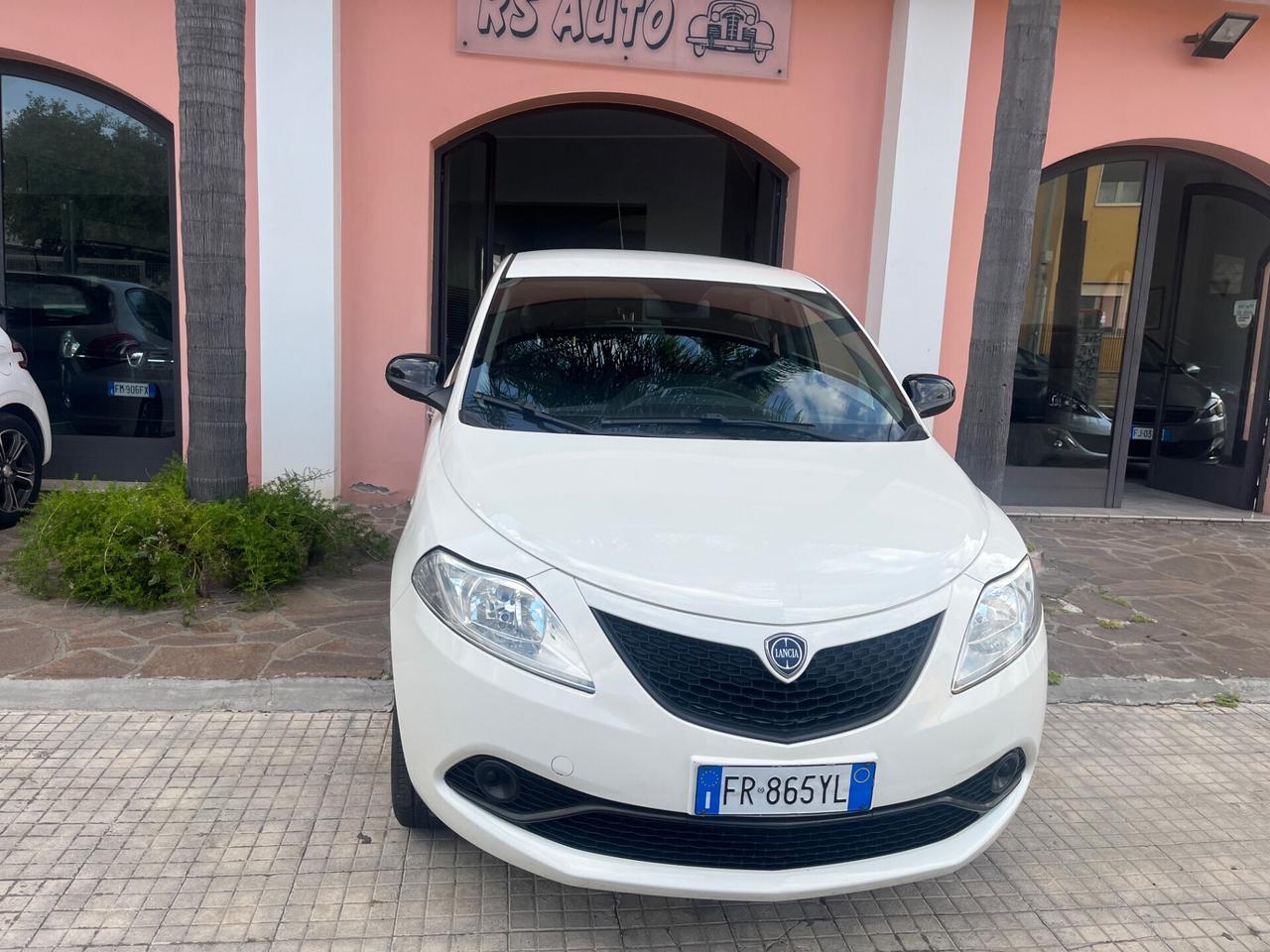 Lancia Ypsilon 0.9 TwinAir 85 CV 5 porte Metano Ecochic Gold
