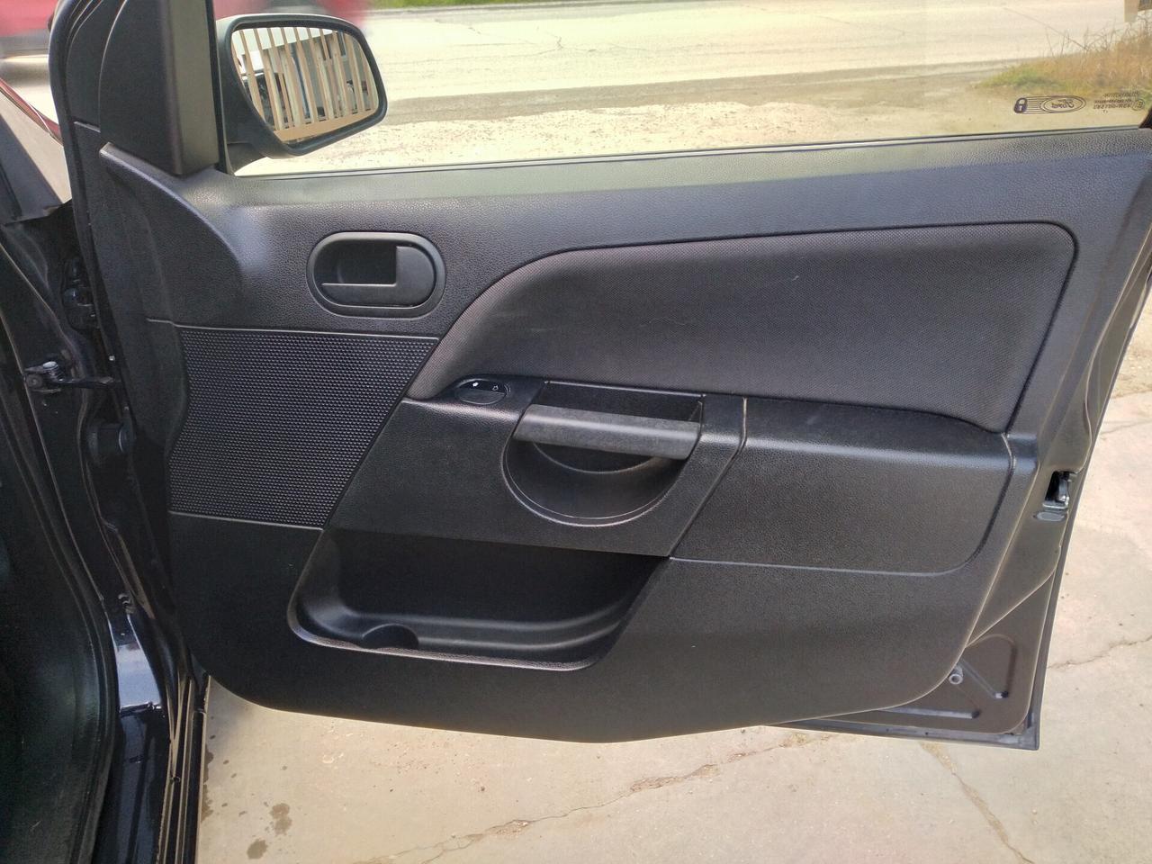 Ford Fiesta 1.4 TDCi 5p.