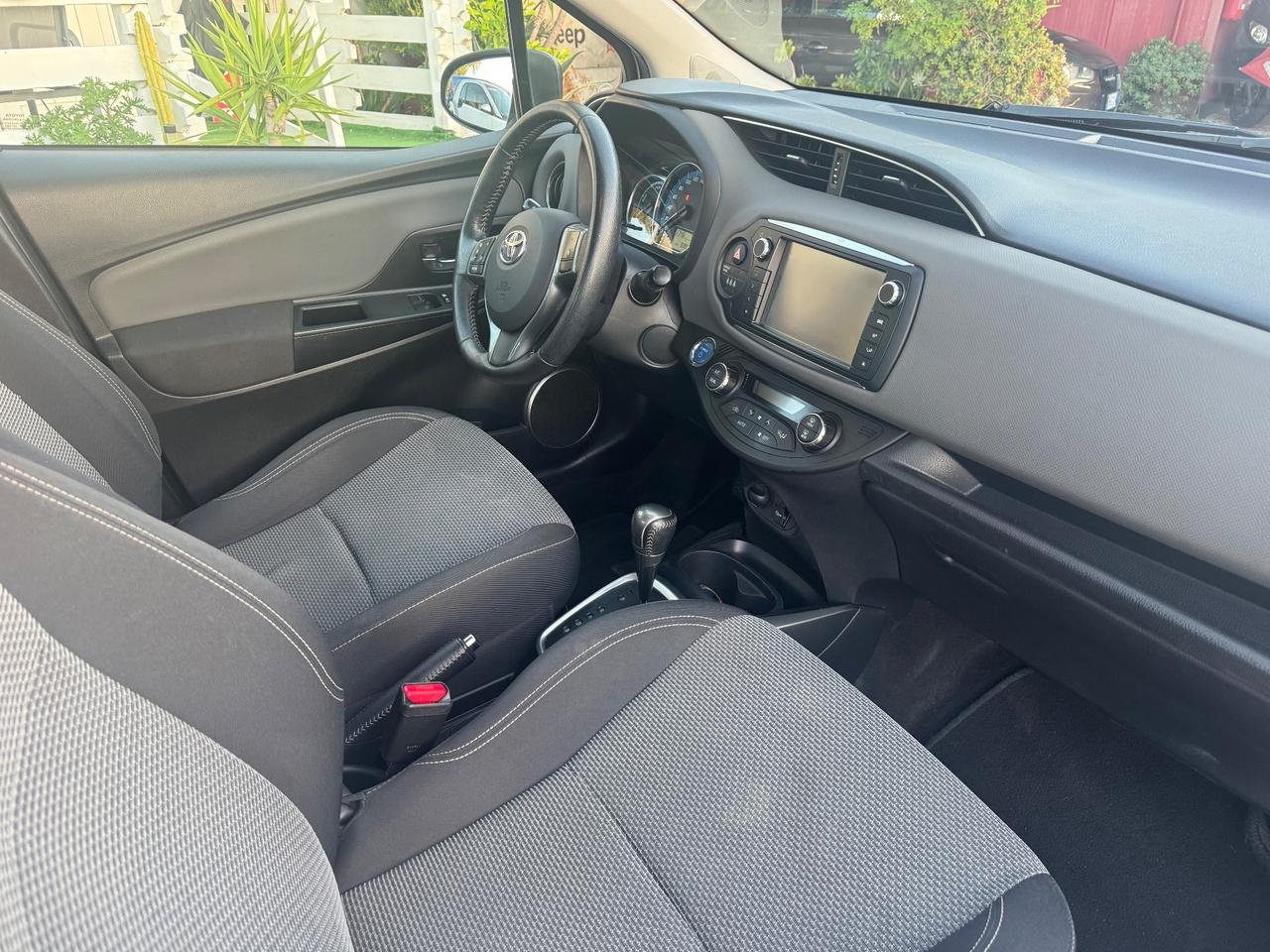 Toyota Yaris 1.5 Hybrid 5 porte AUTOMATICA GARANTITA