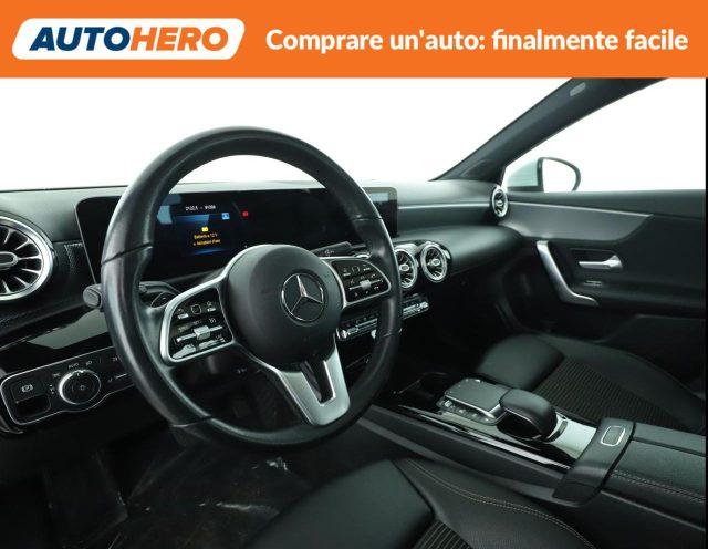 MERCEDES-BENZ A 180 Automatic Sport