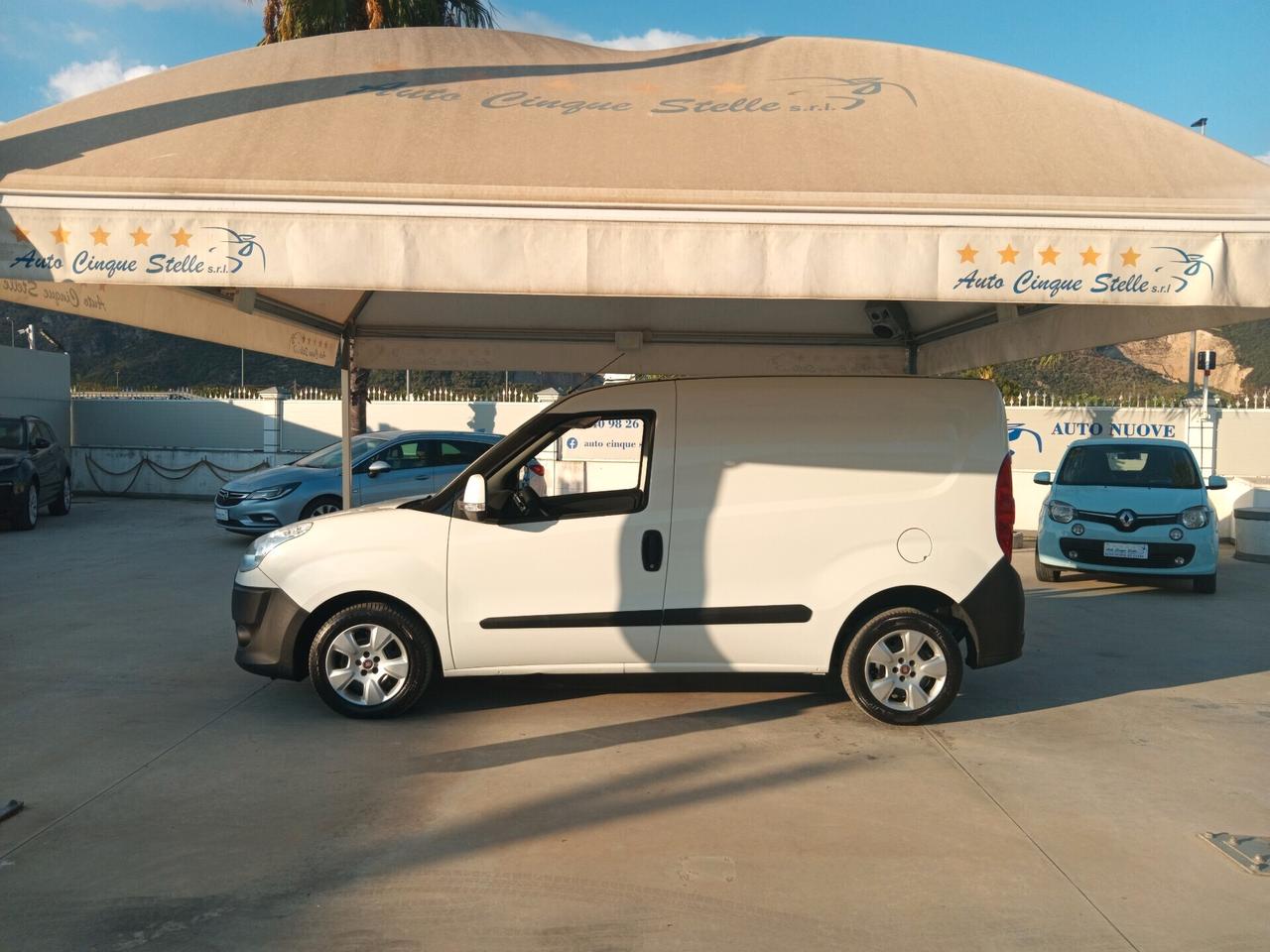 Doblò 1.3 DISEL 90 C.V CON SOLO 500 KM PARI AL NUOVO