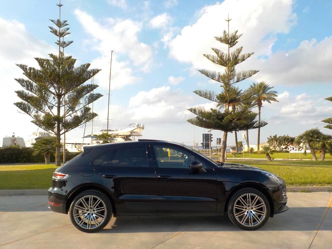 Porsche Macan 2.0 245 cv