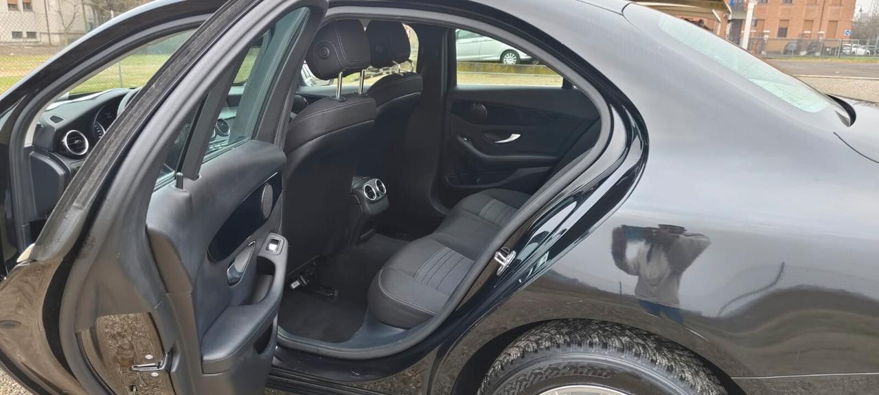 Mercedes-benz C 180 d Auto Premium