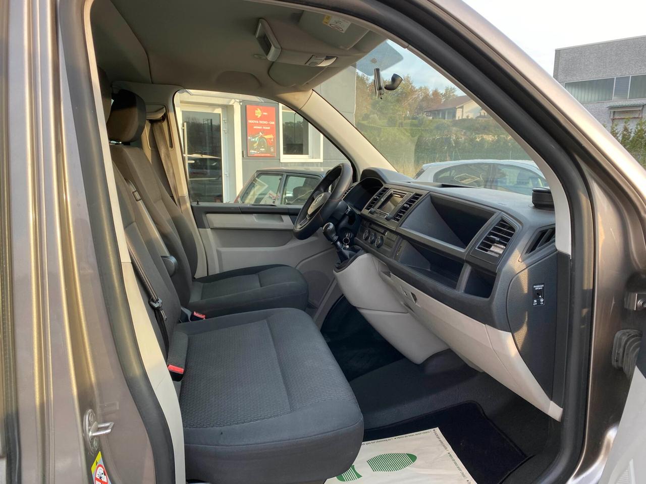 Volkswagen Transporter 2.0 TDI PC Kombi