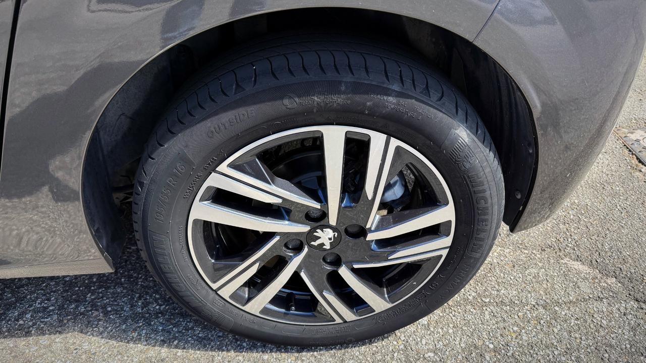 Peugeot 208 1.5 Hdi Allure 5P - 2022