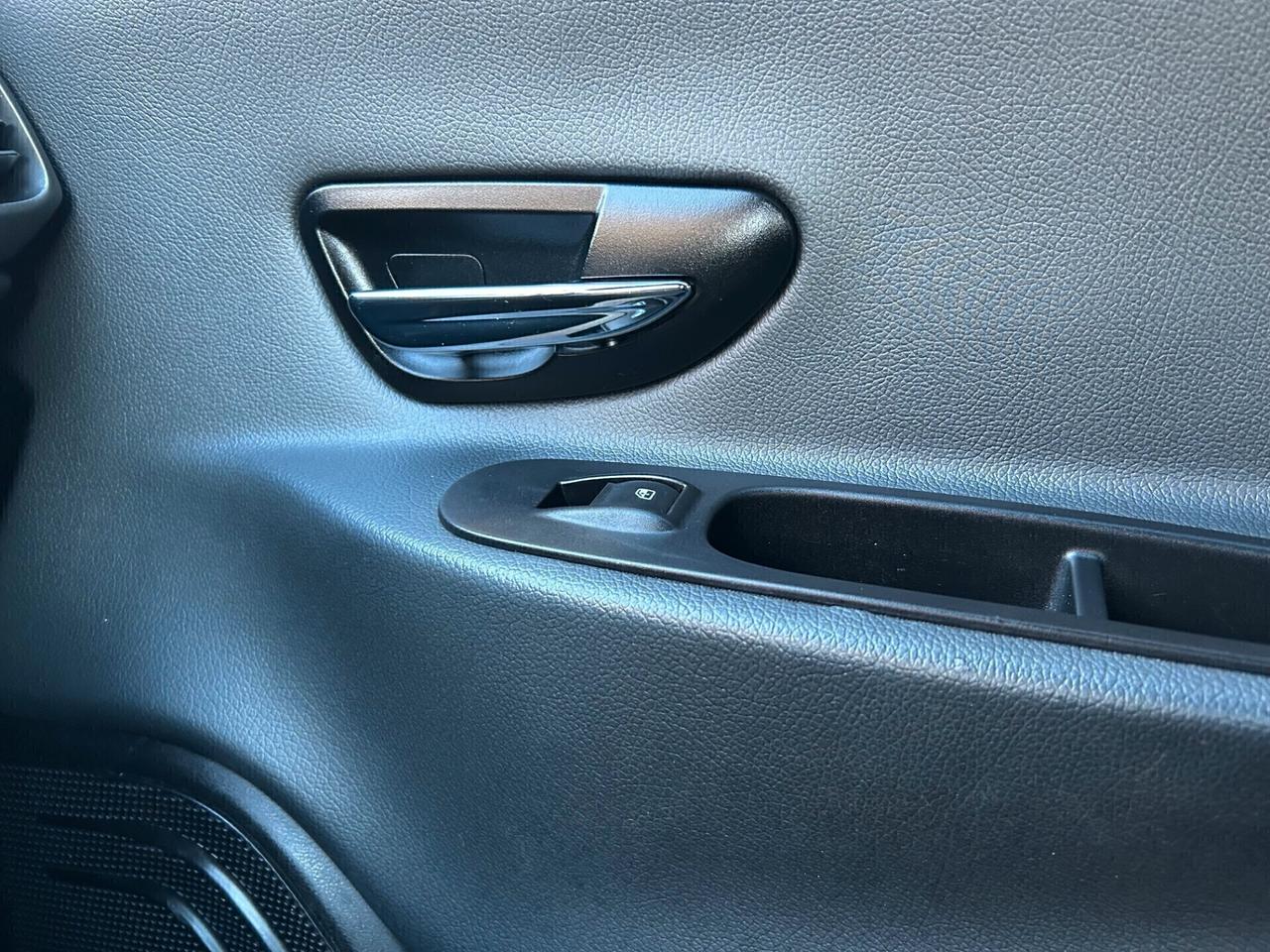 Lancia Ypsilon 0.9 TwinAir 85 CV 5 porte S&S Platinum