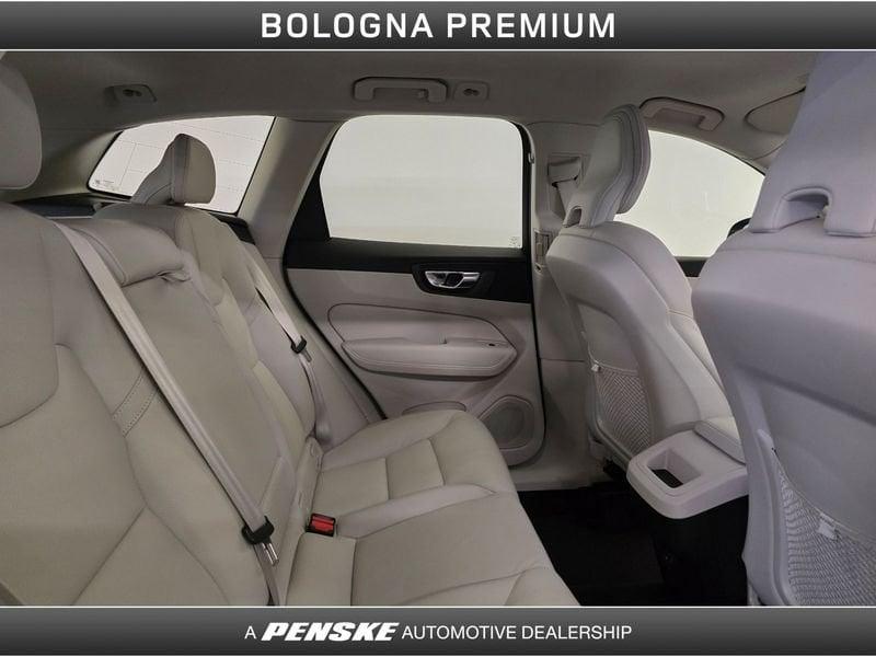 Volvo XC60 XC60 B4 (d) AWD automatico Plus Bright