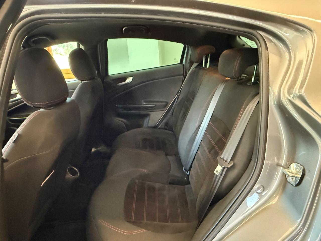 Alfa Romeo Giulietta 1.6 JTDm TCT 120 CV Sportiva
