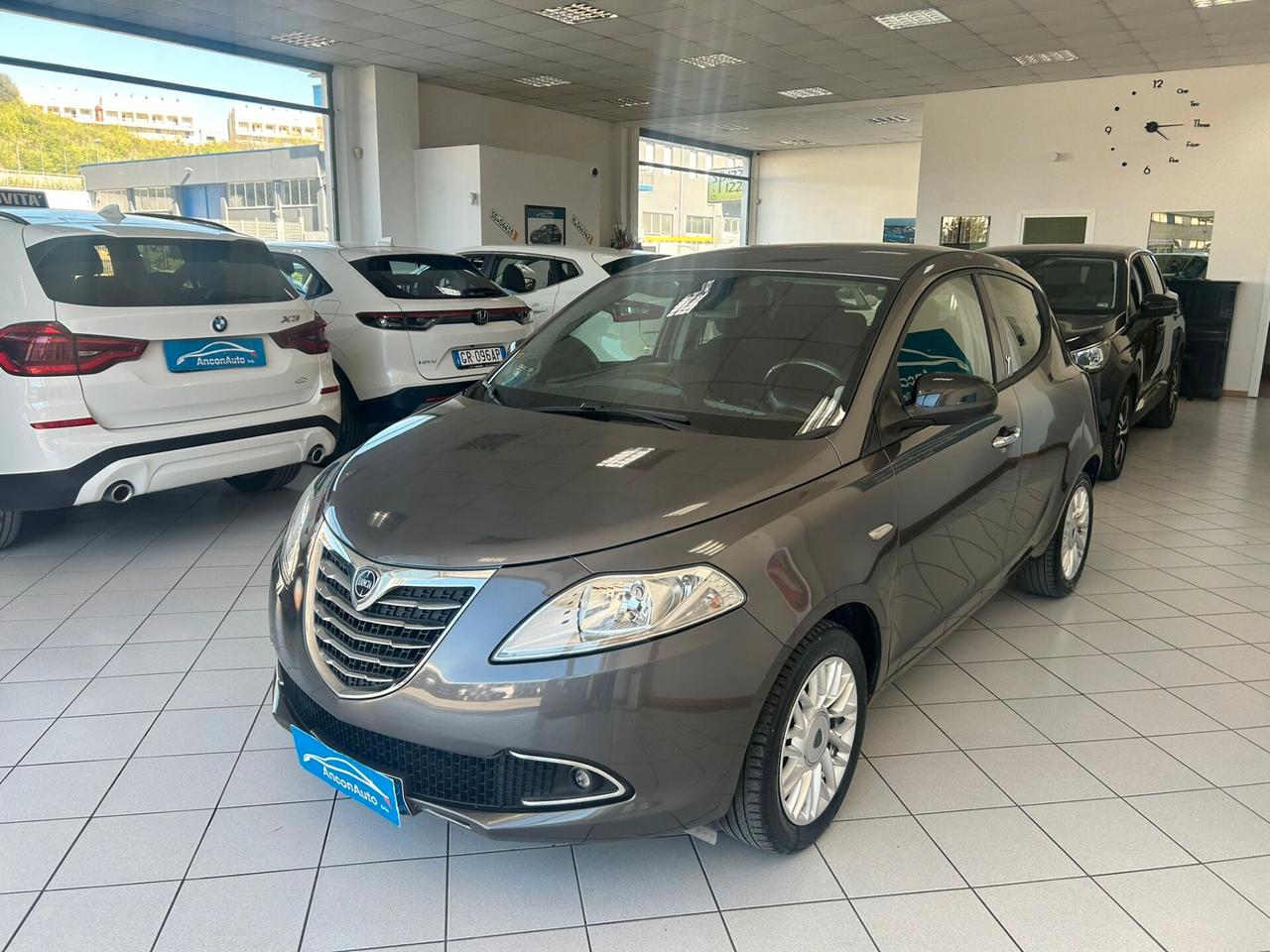 Lancia Ypsilon 1.2B X NEOPATENTATI 2016