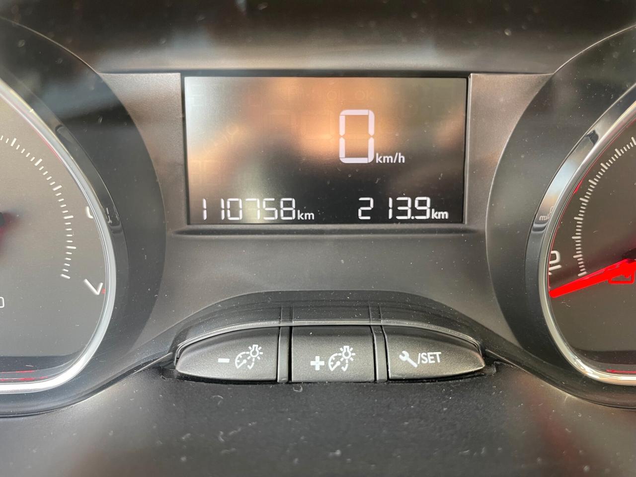 PEUGEOT 208 1.2 VTi 82 CV ACTIVE – 5 PORTE
