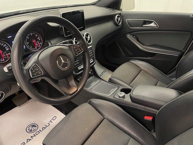 MERCEDES-BENZ A 180 Classe A - W176 - d Premium auto my16