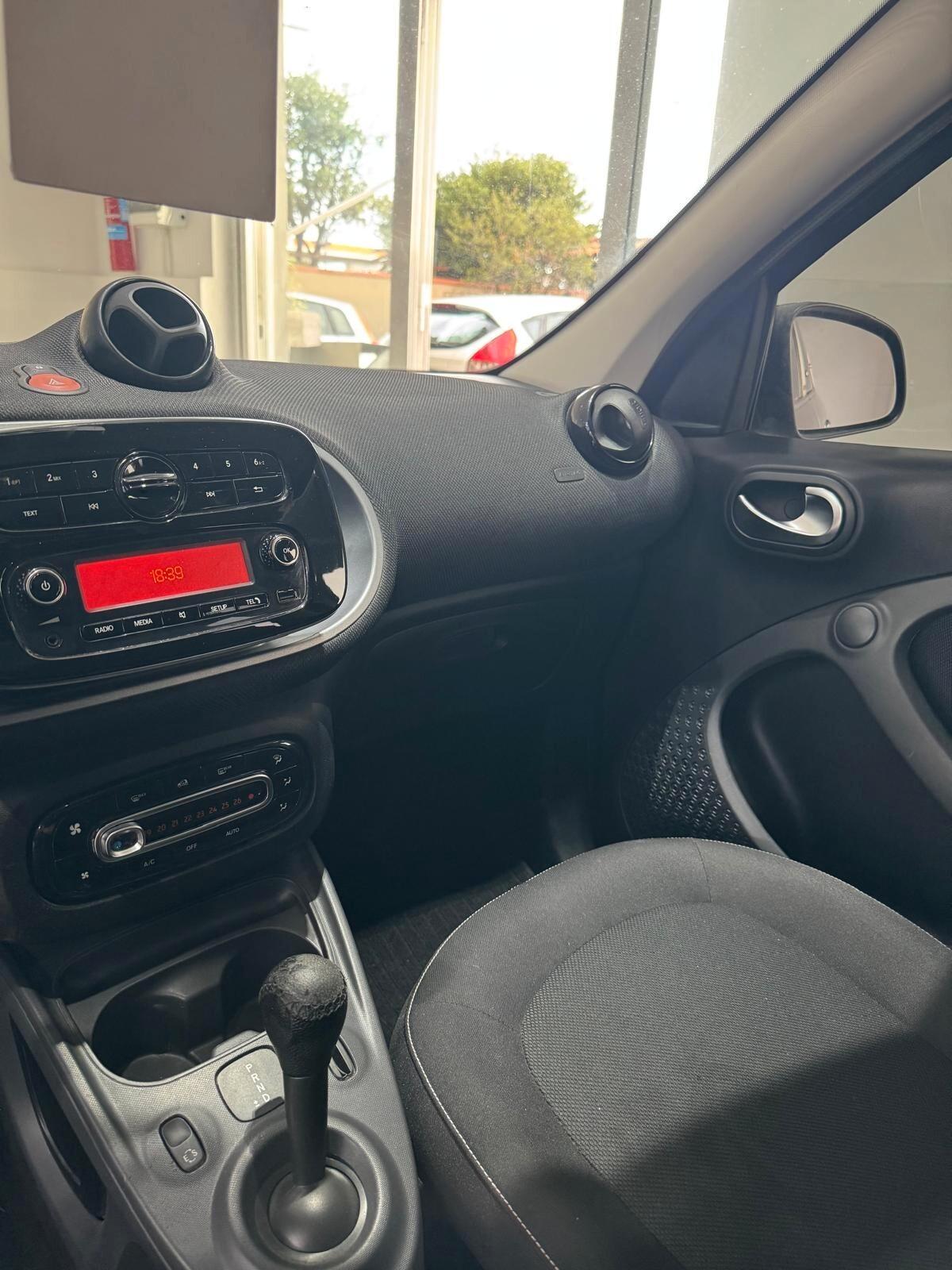 Smart ForFour 70 1.0 twinamic Superpassion