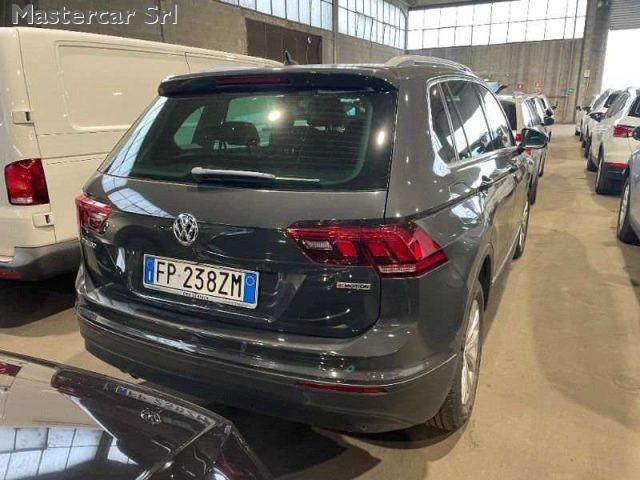 VOLKSWAGEN Tiguan Tiguan 2.0 tdi Business 4motion 150cv FP238ZM