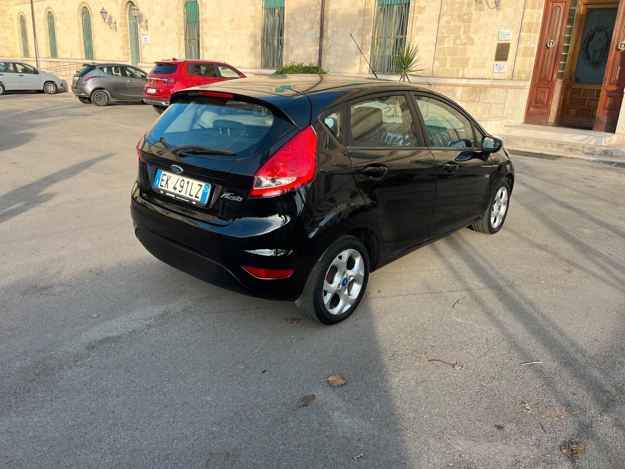 Ford Fiesta 1.2 60CV 5p.Km 115.000 Garantita