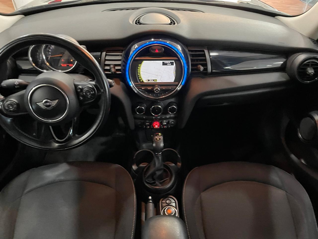 MINI 1.5 COOPER D 5Porte Automatica - 2015