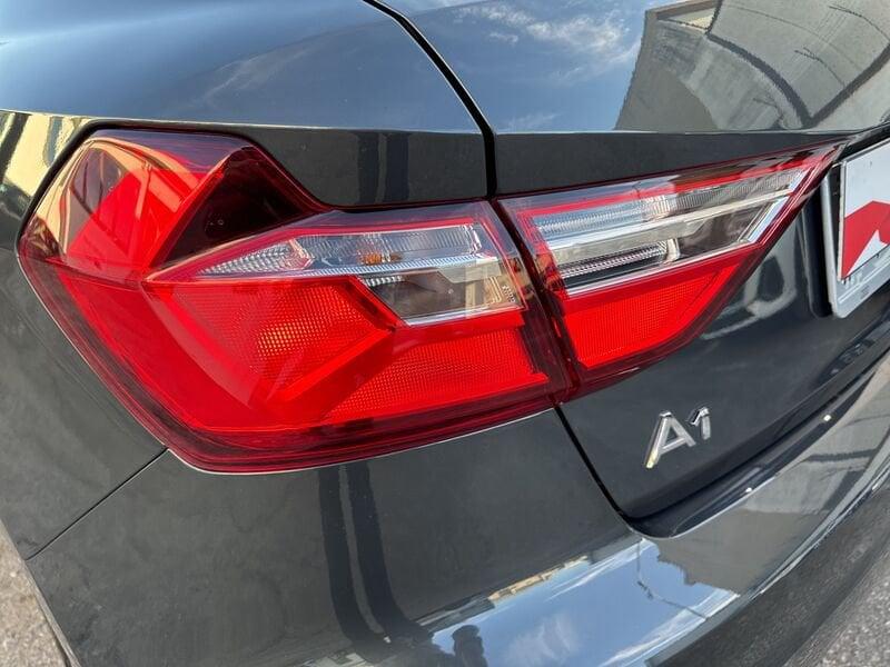 Audi A1 II 2019 SPB 25 1.0 tfsi Admired s-tronic my20