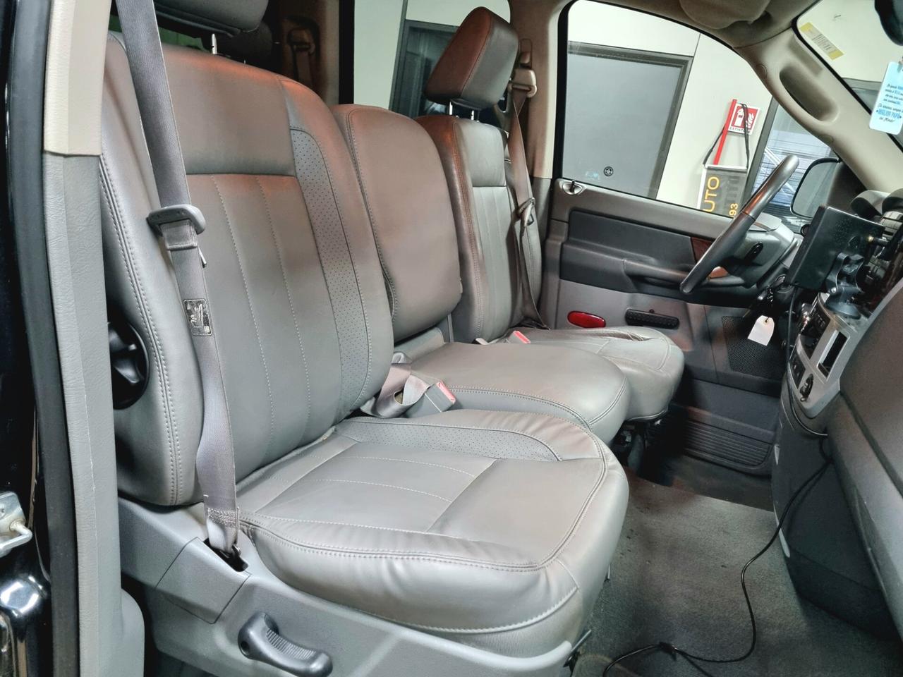 DODGE RAM 5.7 BENZINA V8 CREW CAB LARAMIE 1500