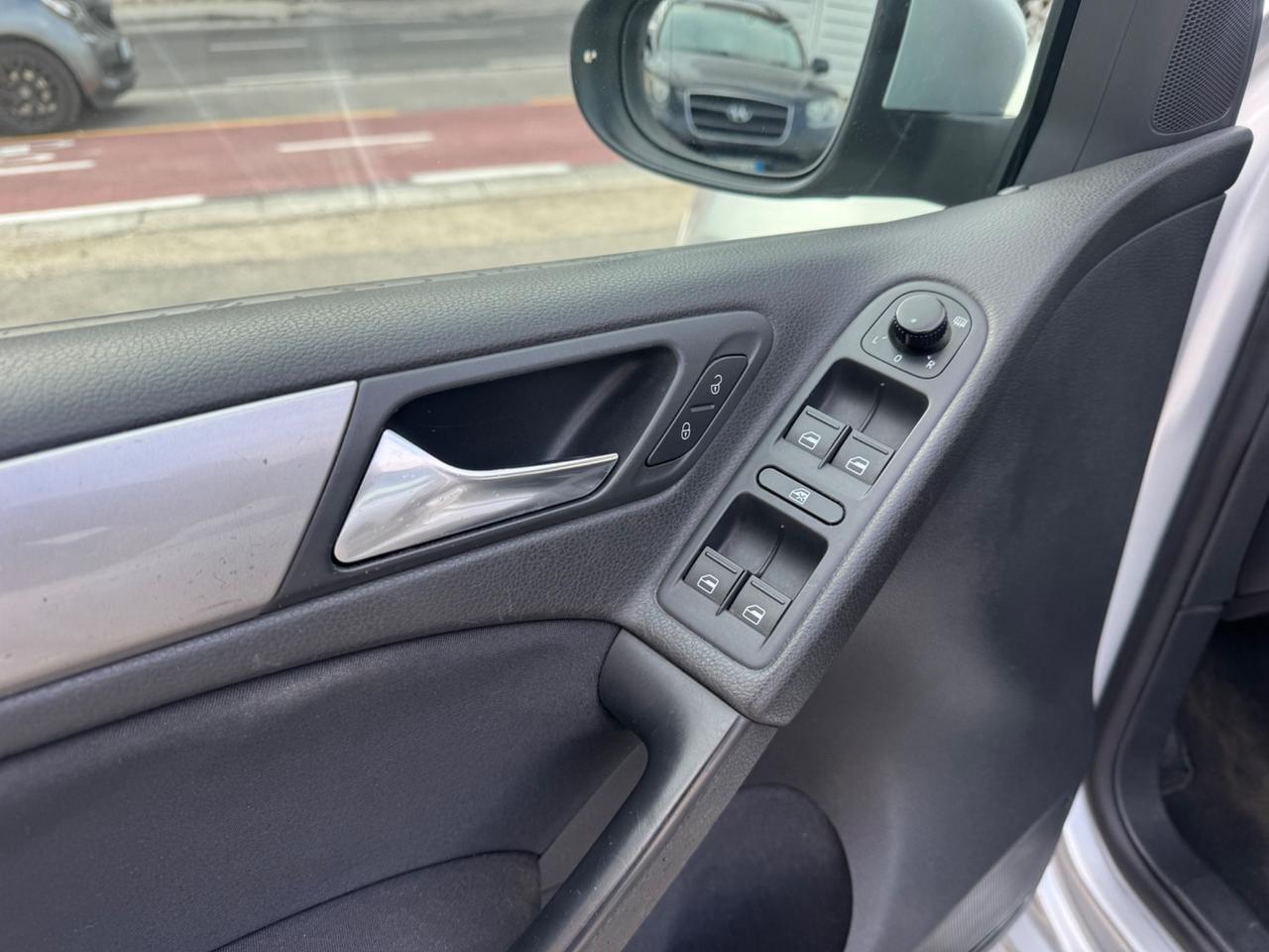 Volkswagen Golf 1.6 DIESEL 105CV 2009