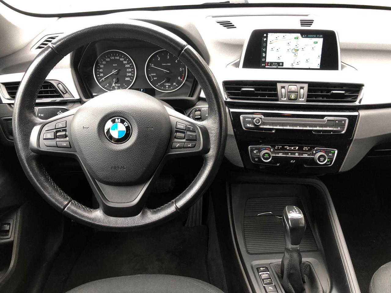 BMW X1 xDrive18d Business - AUT/NAVI/PDC/XENON