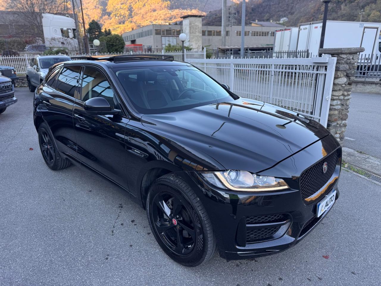 Jaguar F-Pace 2.0 D 180 CV AWD R-Sport