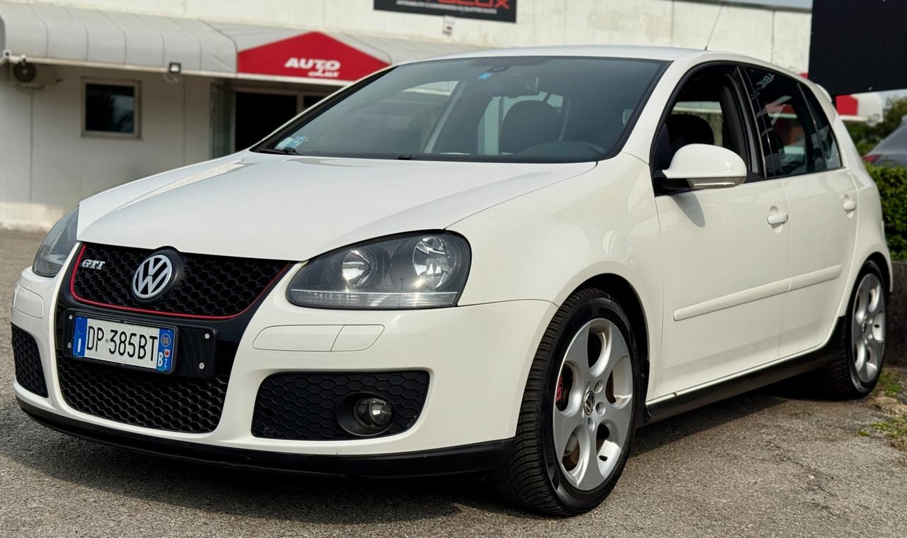 Volkswagen Golf GTI 200CV 2008 DSG